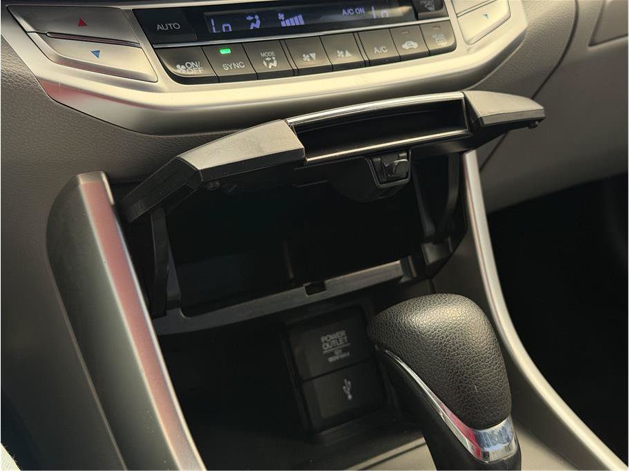 Used 2015 Honda Accord LX image 15