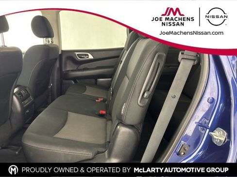 Used 2020 Nissan Pathfinder S FWD image 24