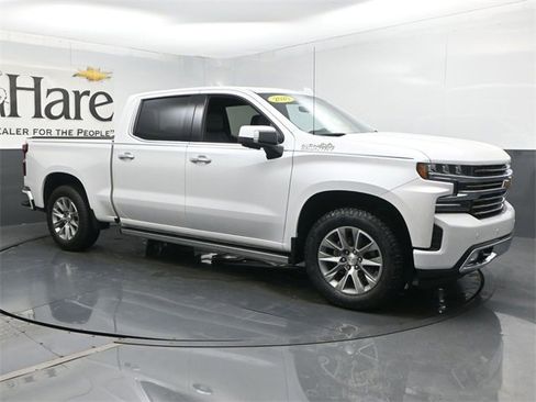Used 2020 Chevrolet Silverado 1500 High Country w/ Technology Package image 6