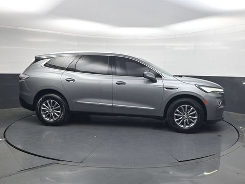 Used 2024 Buick Enclave Premium FWD image 4