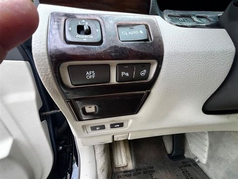Used 2007 Lexus LS 460 RWD image 14