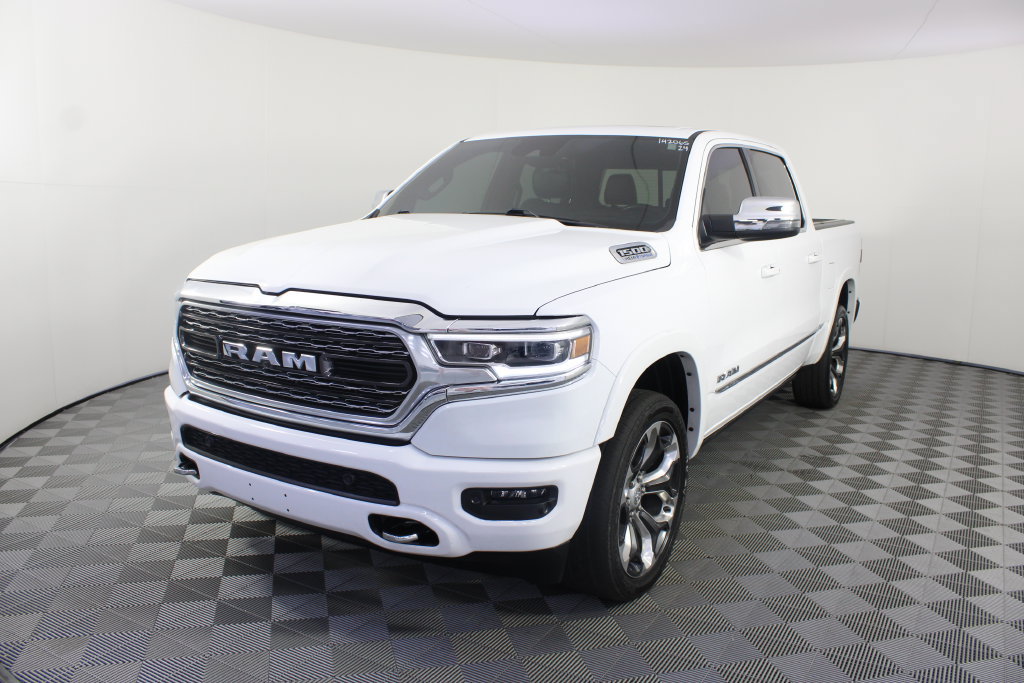 Used 2024 RAM 1500 Limited AWD/4WD image 24