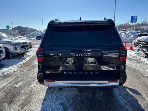 Used 2025 Toyota 4Runner Limited image 6