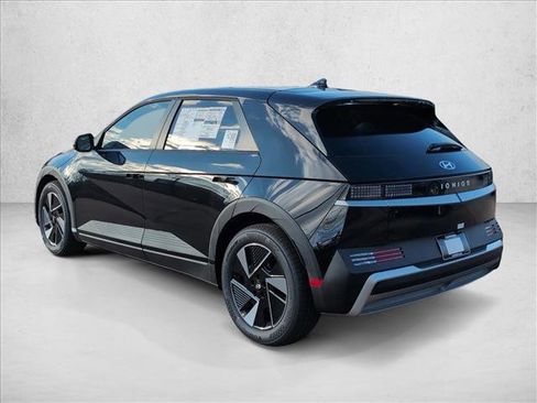 New 2026 Hyundai Ioniq 5 SEL image 9