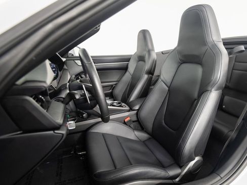 Certified 2024 Porsche 911 Carrera 4S image 27