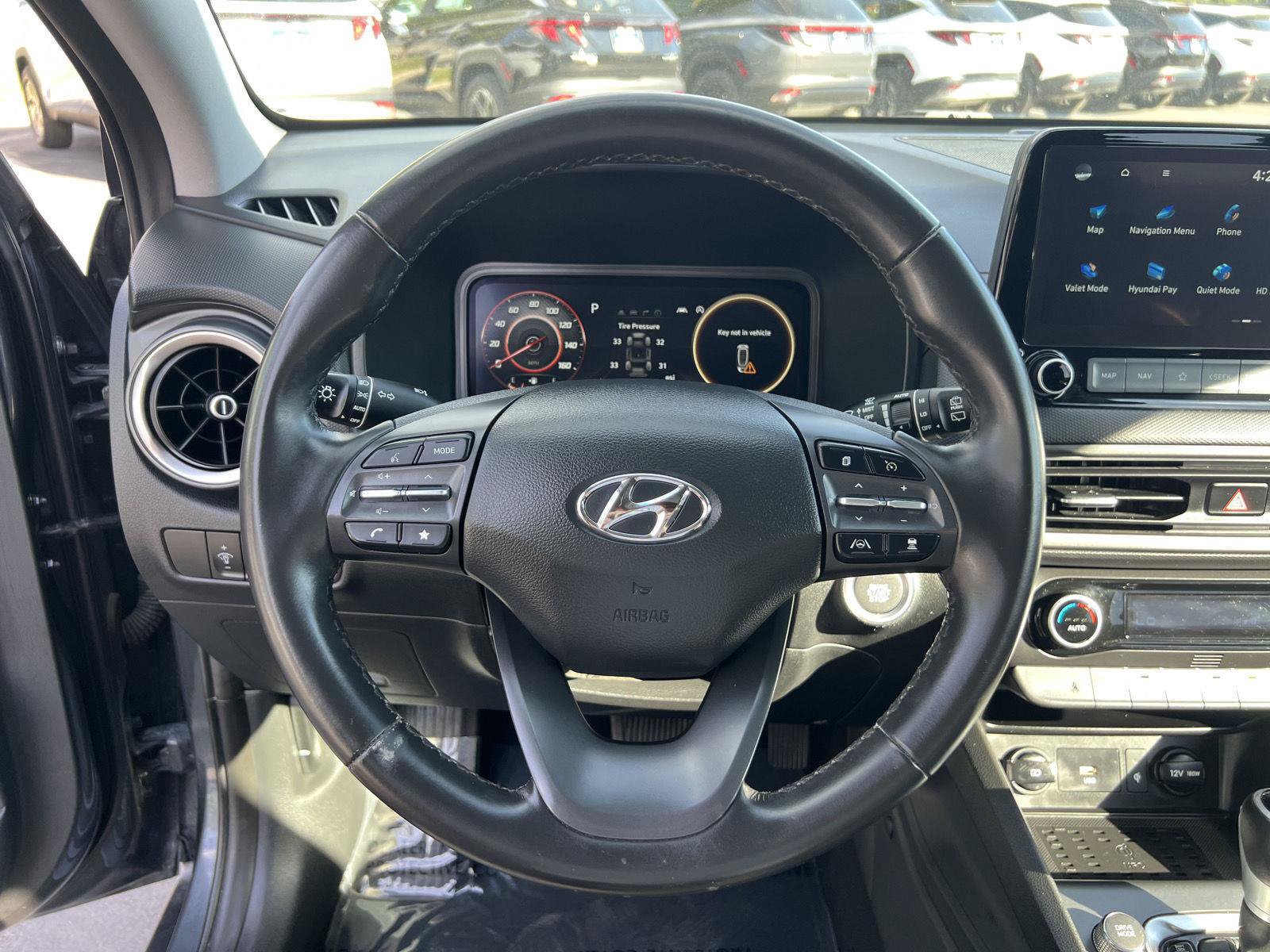 Used 2022 Hyundai Kona Limited w/ Cargo Package AWD/4WD image 6