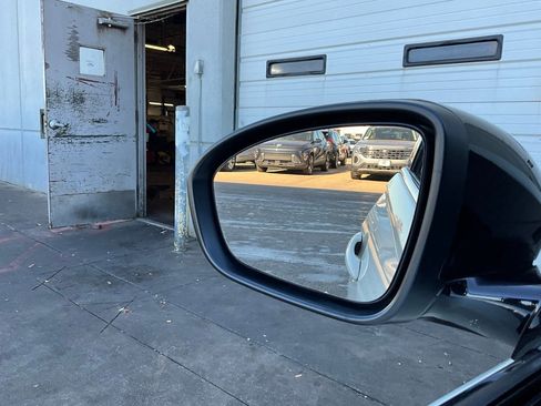 Used 2025 Nissan Altima 2.5 SR image 19