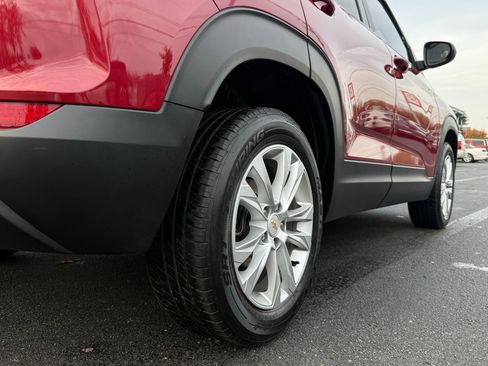 Used 2021 Chevrolet TrailBlazer LS image 14