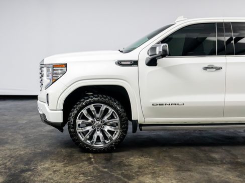 Used 2023 GMC Sierra 1500 Denali w/ Denali Reserve Package AWD/4WD image 10