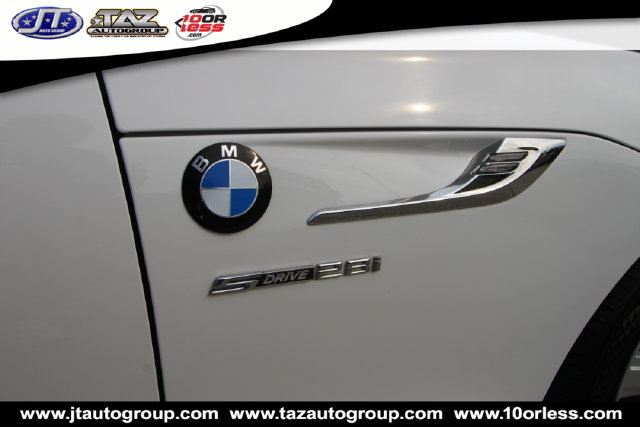 Used 2014 BMW Z4 sDrive28i RWD image 11
