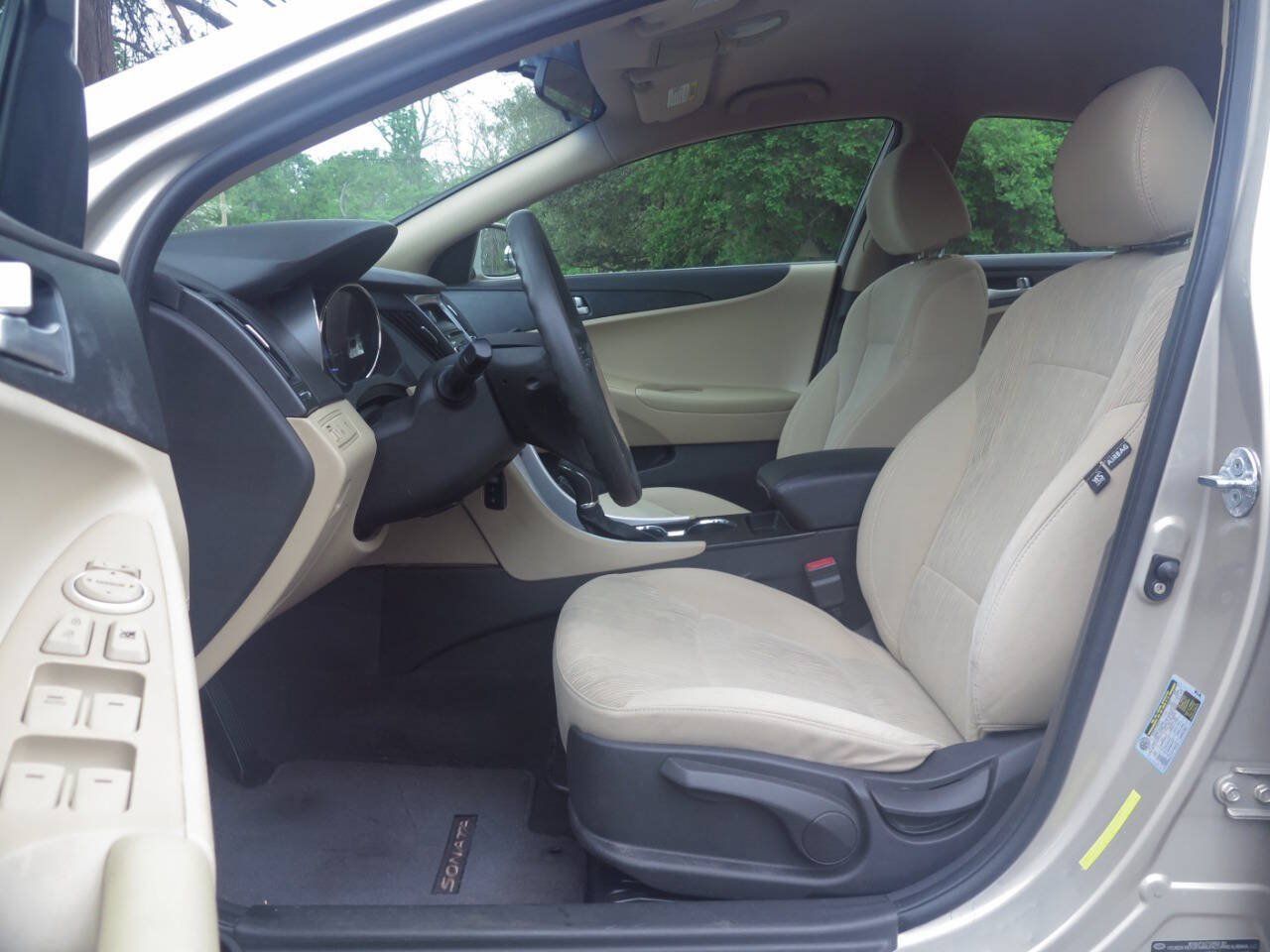 Used 2011 Hyundai Sonata GLS FWD image 24