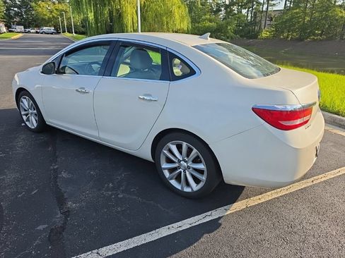 Used 2013 Buick Verano Leather FWD image 8