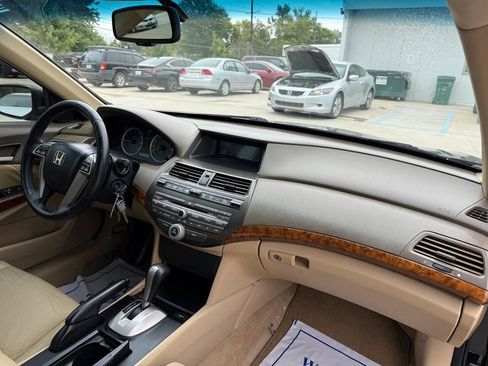 Used 2010 Honda Accord EX-L image 26