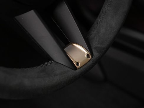 New 2025 Porsche Taycan 4S image 38