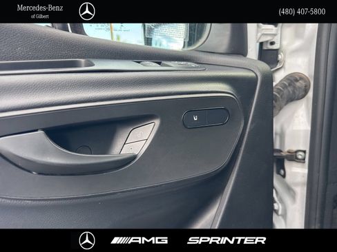 Used 2025 Mercedes-Benz Sprinter 2500 image 17