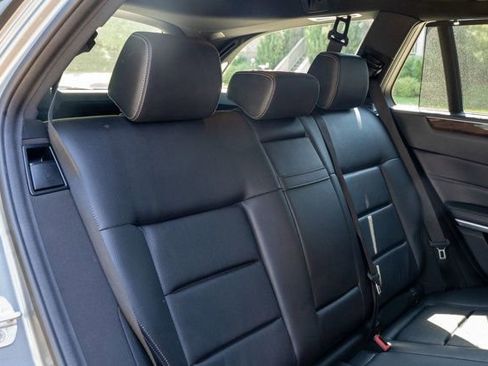 Used 2015 Mercedes-Benz E 350 4MATIC Wagon image 51