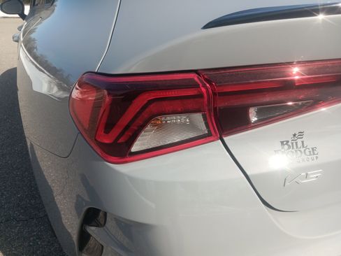 Used 2024 Kia K5 GT image 11