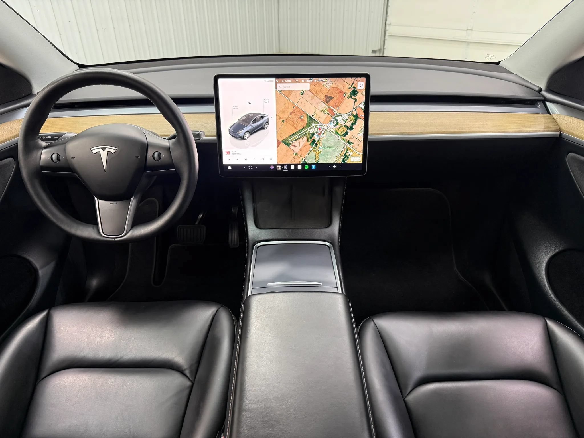 Used 2024 Tesla Model Y Long Range AWD/4WD image 13