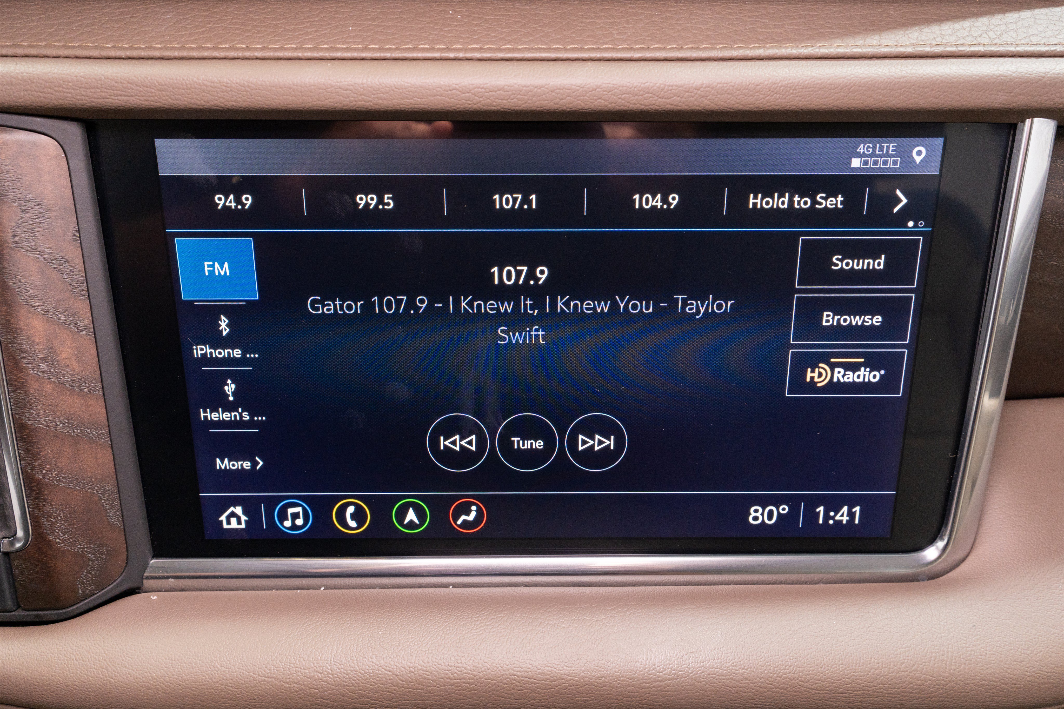 Used 2021 GMC Yukon XL Denali AWD/4WD image 19