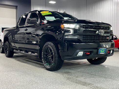 Used 2019 Chevrolet Silverado 1500 LT Trail Boss image 5