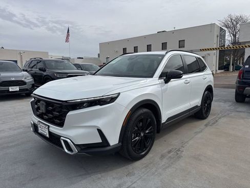 Used 2023 Honda CR-V Sport Touring image 2