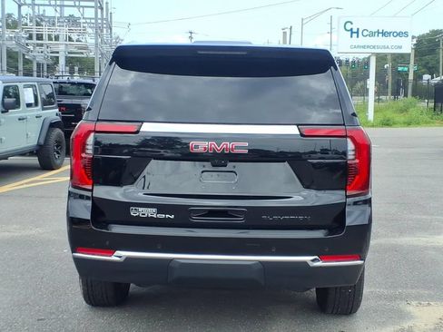 Used 2025 GMC Yukon Elevation w/ Elevation Premium Package AWD/4WD image 6