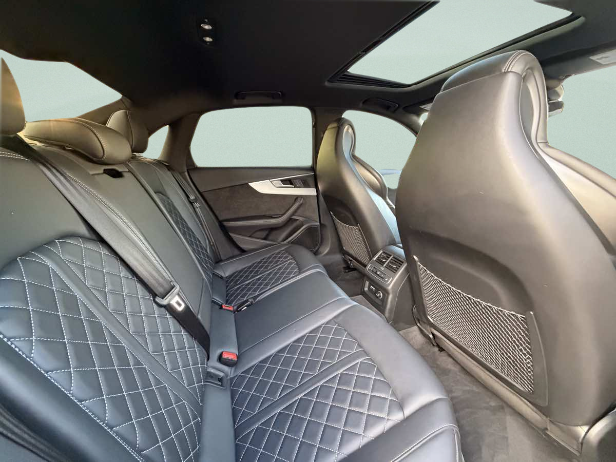 Used 2019 Audi S4 Premium Plus w/ Premium Plus Package AWD/4WD image 23