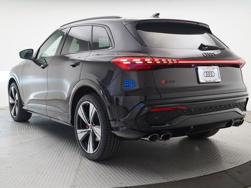 New 2025 Audi SQ5 Premium Plus image 3