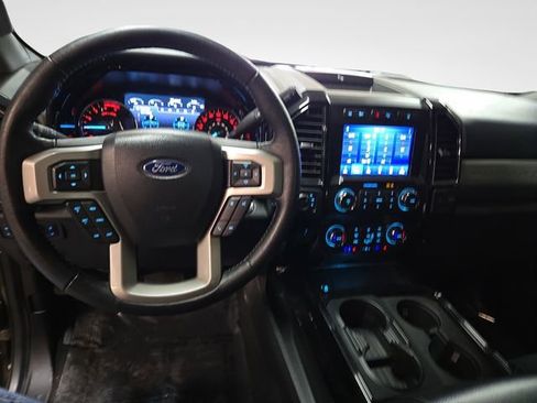 Used 2020 Ford F250 Lariat w/ Lariat Ultimate Package AWD/4WD image 19