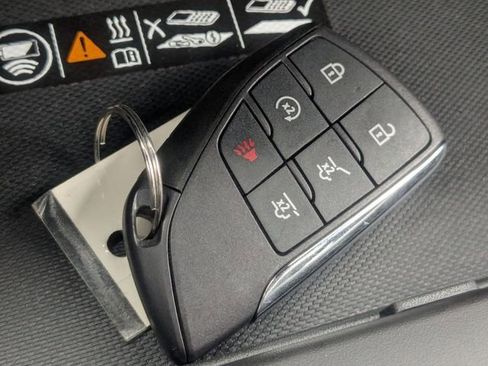 Used 2025 Chevrolet Tahoe Premier image 36