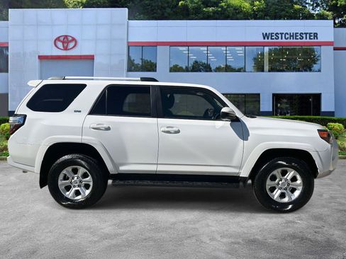 Certified 2024 Toyota 4Runner SR5 image 2