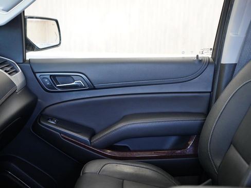 Used 2019 GMC Yukon SLT w/ Open Road Package image 28