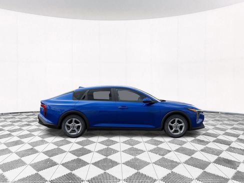 Used 2025 Kia K4 LXS image 8