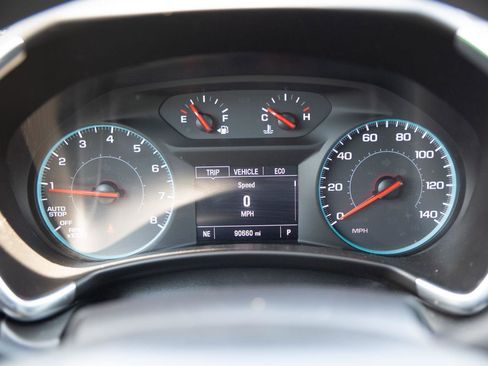 Used 2018 Chevrolet Equinox LT AWD/4WD image 11