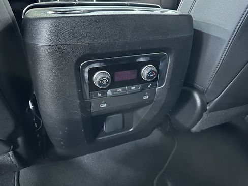 Used 2024 Chevrolet Tahoe Premier image 36