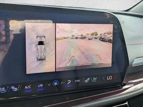 New 2026 Chevrolet Traverse RS image 12