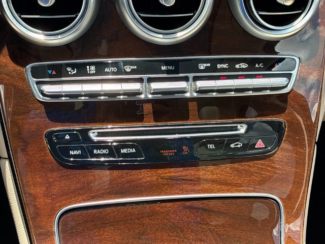 Used 2018 Mercedes-Benz GLC 300 image 21