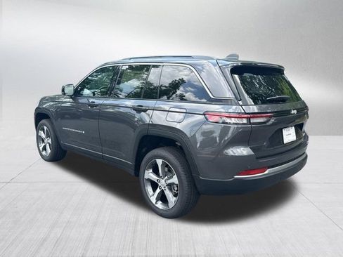 New 2026 Jeep Grand Cherokee Limited RWD image 7