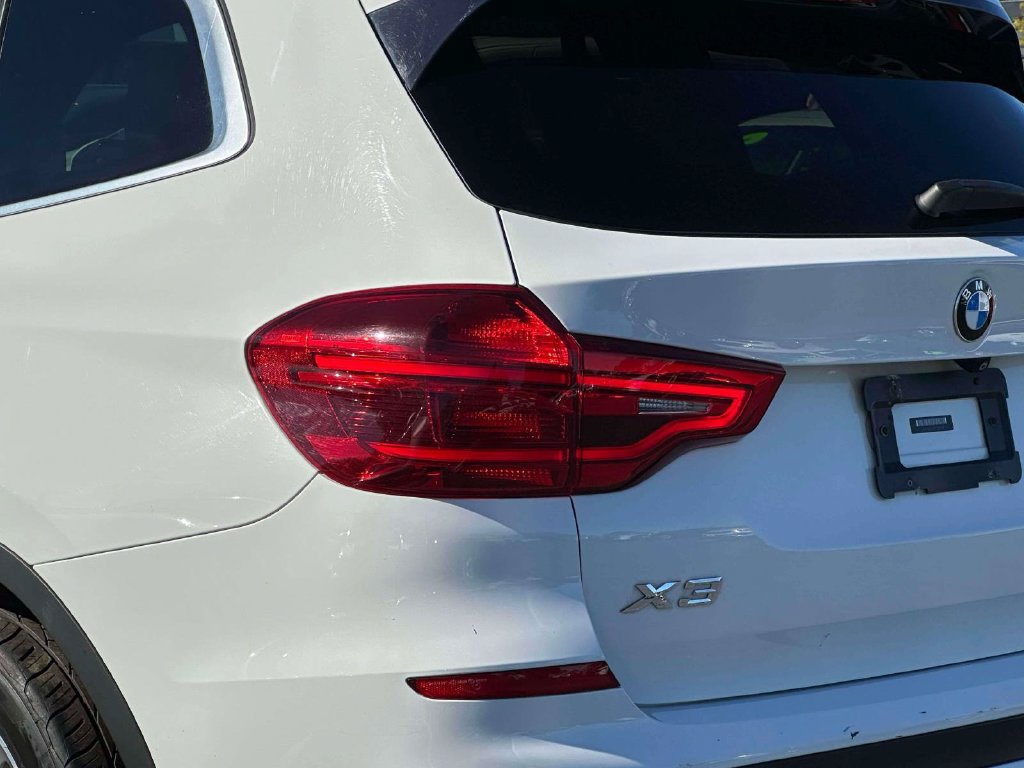 Used 2019 BMW X3 xDrive30i w/ Driving Assistance Package AWD/4WD image 9