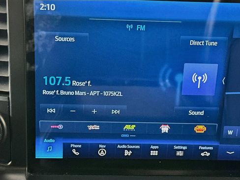 Used 2021 Ford F150 Lariat w/ Equipment Group 502A High AWD/4WD image 17