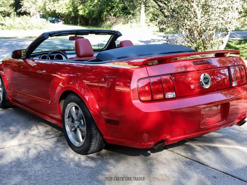Used 2006 Ford Mustang GT Premium RWD image 6