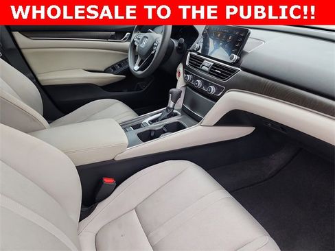 Used 2018 Honda Accord EX image 16