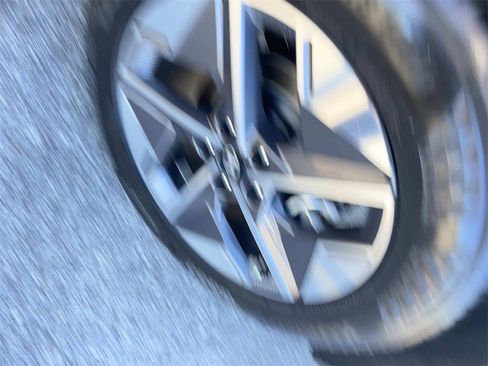 Used 2025 Hyundai Tucson SEL image 12