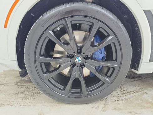 Certified 2023 BMW X7 xDrive40i w/ M Sport Package image 11
