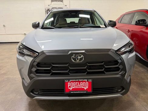 New 2026 Toyota Corolla Cross L AWD/4WD image 3