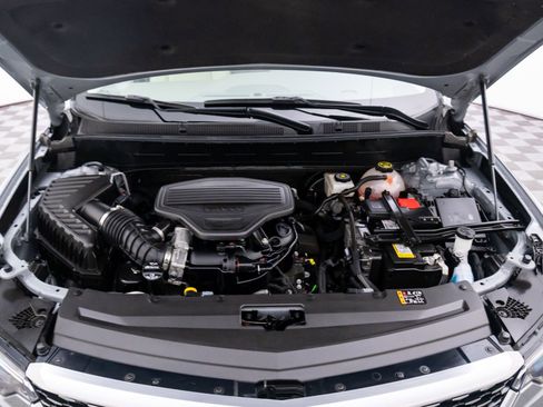 Certified 2023 Cadillac XT6 Premium Luxury image 32