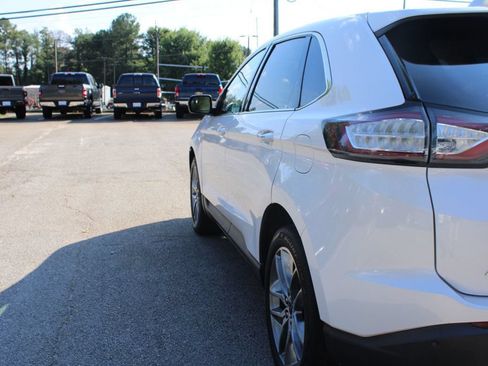 Used 2018 Ford Edge Titanium w/ Equipment Group 301A FWD image 35