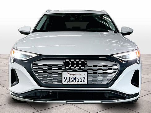 Certified 2024 Audi Q8 e-tron Premium Plus w/ Premium Plus Package image 3