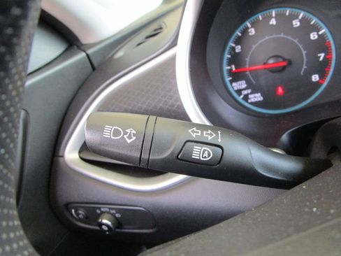 Used 2024 Chevrolet Malibu LT image 24