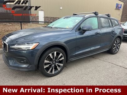 Used 2022 Volvo V60 T5 Cross Country w/ Climate Package